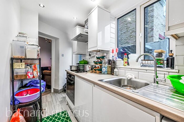 1 Bedroom Flat For Sale In Parish Lane, London, SE20