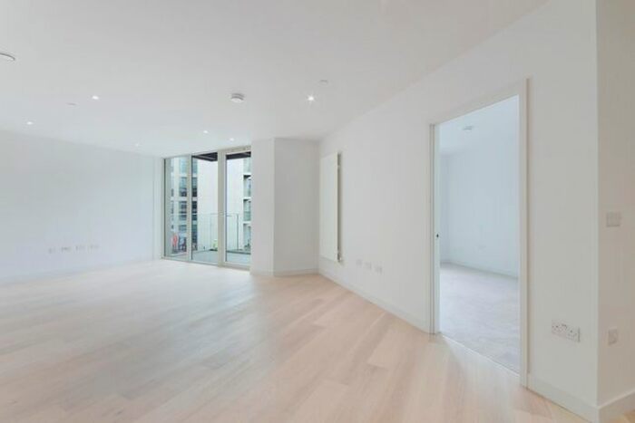 1 Bedroom Flat To Rent In Liner House, Royal Wharf, London, E16