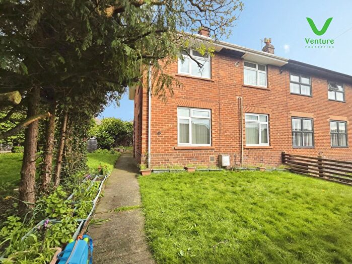 3 Bedroom Semi-Detached House For Sale In Lydgate Avenue, Wolsingham, Weardale, DL13