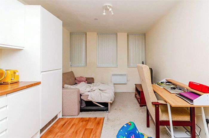 1 Bedroom Flat For Sale In Bridge Street, Walsall, West Midlands, WS1