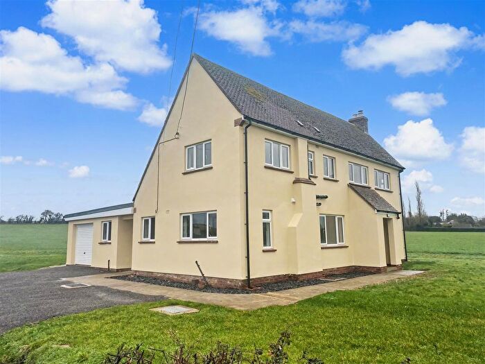 3 Bedroom Property To Rent In Westport, Langport, TA10