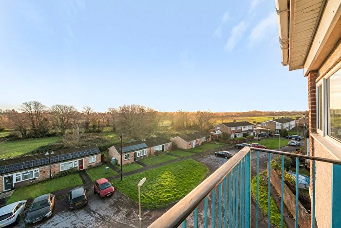 1 Bedroom Flat For Sale In Hewett Close, Titchfield, Hampshire, PO14