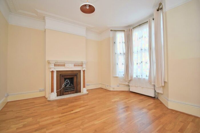 4 Bedroom Terraced House To Rent In Laleham Road London, SE6