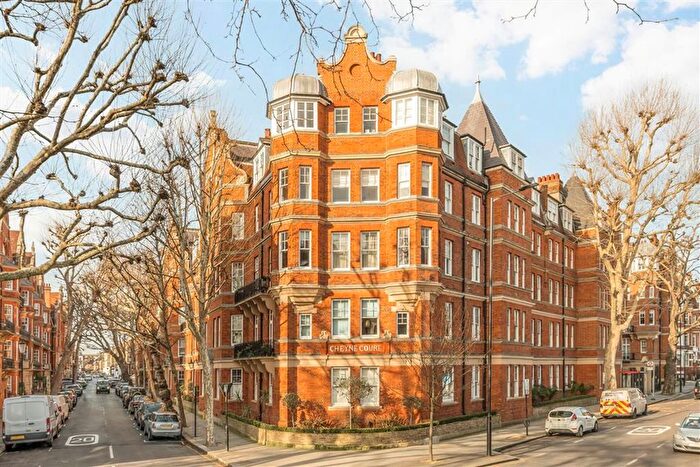 3 Bedroom Flat For Sale In Cheyne Court, Old Chelsea, London, SW3