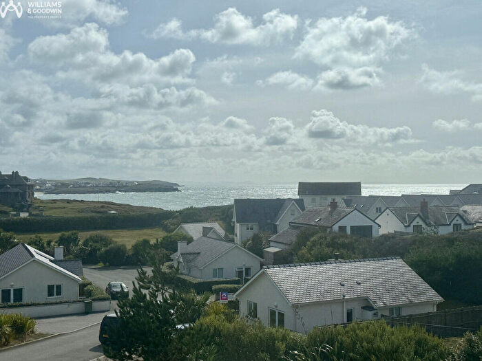 2 Bedroom Apartment For Sale In Cliff Apartments, Trearddur Bay, LL65