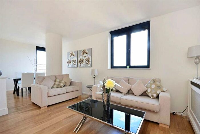 2 Bedroom Flat To Rent In Cromwell Road, South Kensington, SW7