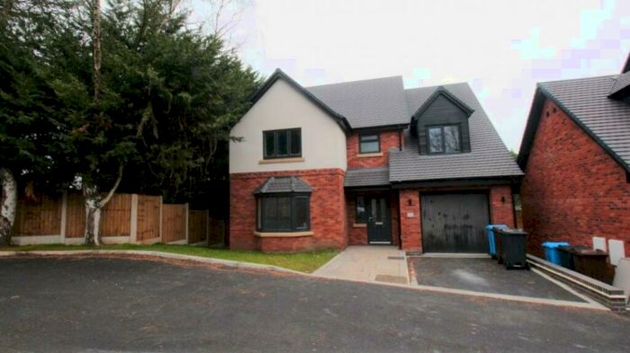 4 Bedroom Detached House To Rent In Bedroom Detached House, Manor Road, Littleover, DE23