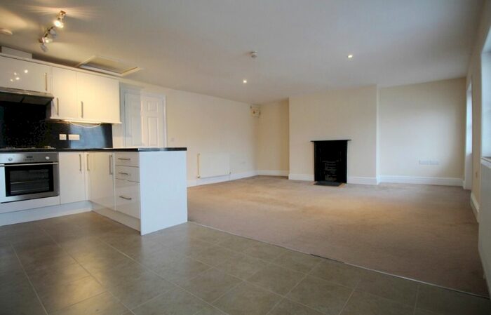 1 Bedroom Flat To Rent In Clarence Street, Cheltenham GL50