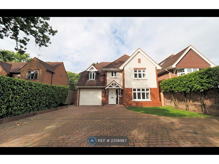 6 Bedroom Detached House To Rent In Dukes Wood Drive, Gerrards Cross, SL9