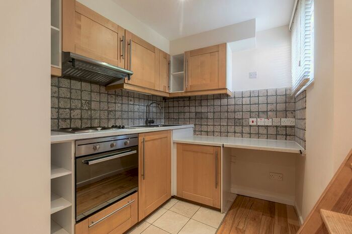 Studio To Rent In Broadhurst Gardens, London, NW6