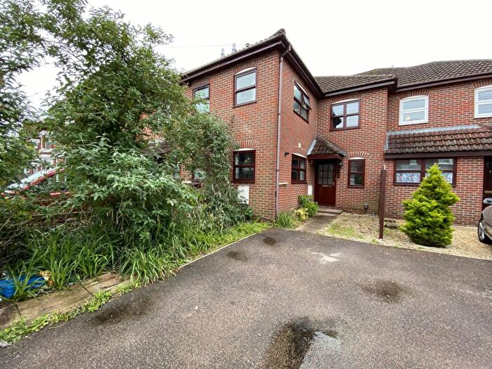 3 Bedroom House To Rent In Alma Road Portswood Southampton, SO14