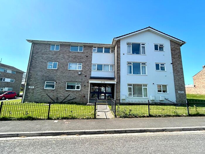 2 Bedroom Apartment For Sale In Legion Road, Yeovil, BA21