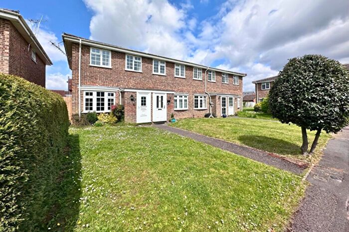 2 Bedroom End Of Terrace House To Rent In Ambassador Close, Mudeford, Dorset., BH23