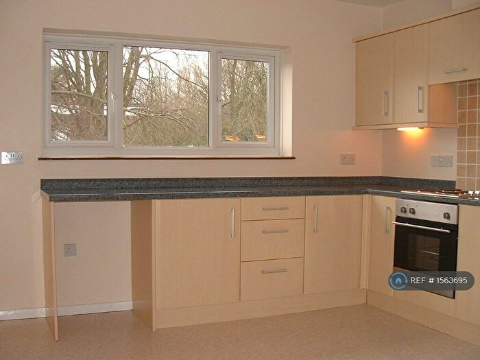 1 Bedroom Maisonette To Rent In Chapplins House, Bordon, GU35