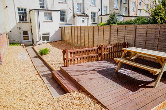 2 Bedroom Flat To Rent In Old Tiverton Road, Old Tiverton Road, EX4