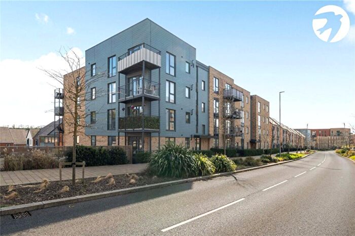 2 Bedroom Flat For Sale In Norman Lane, Castle Hill, Ebbsfleet Valley, Swanscombe, DA10