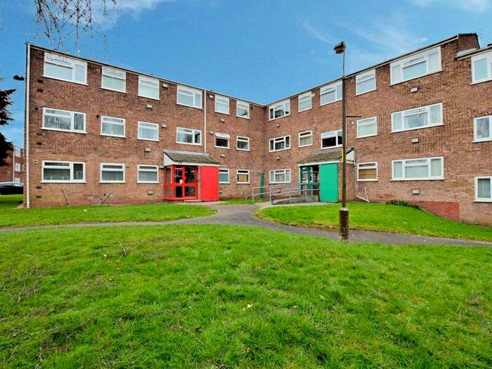 2 Bedroom Flat To Rent In Clent Way, Bartley Green, B32