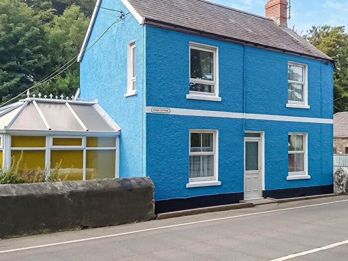 2 Bedroom Detached House For Sale In Synod Inn, Llandysul, SA44