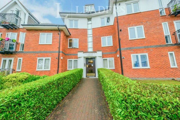 1 Bedroom Apartment To Rent In Park View Close, AL1