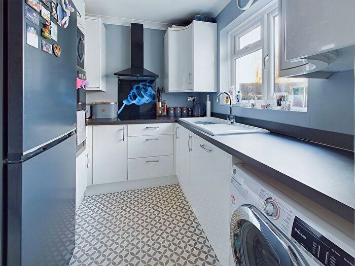 2 Bedroom Semi-Detached Bungalow For Sale In Links Road, Lancing, BN15