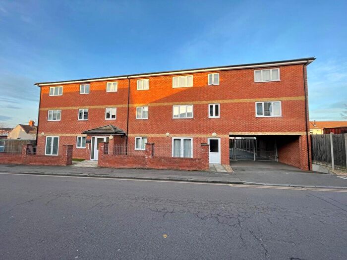 1 Bedroom Flat To Rent In Empress Road, Luton, Bedfordshire, LU3