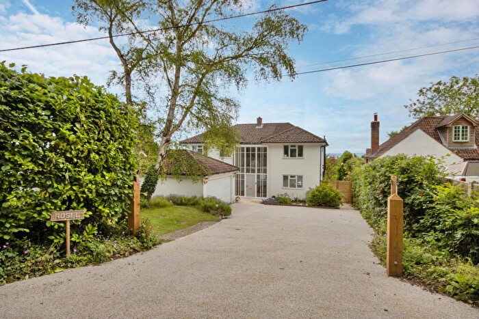 4 Bedroom Detached House For Sale In Pilgrims Way, Trottiscliffe, West Malling, ME19