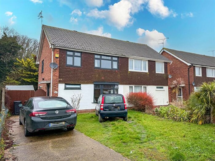3 Bedroom Semi Detached House For Sale In Flatford Drive, Clacton-On-Sea, Essex, CO16