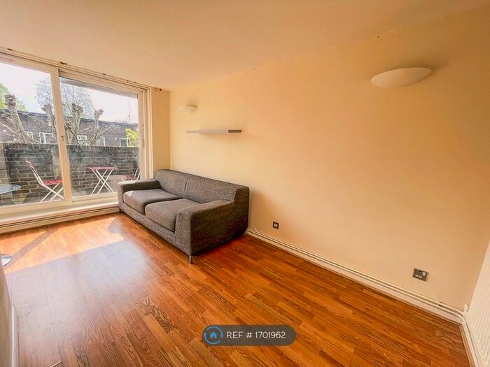 3 Bedroom Flat To Rent In Burlington Close, London, W9