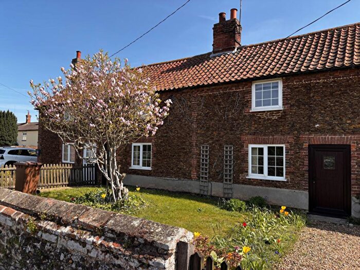 2 Bedroom Terraced House To Rent In Gayton Road, Grimston, PE32