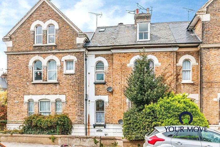 1 Bedroom Flat To Rent In South Eastern Road, Ramsgate, Kent, CT11