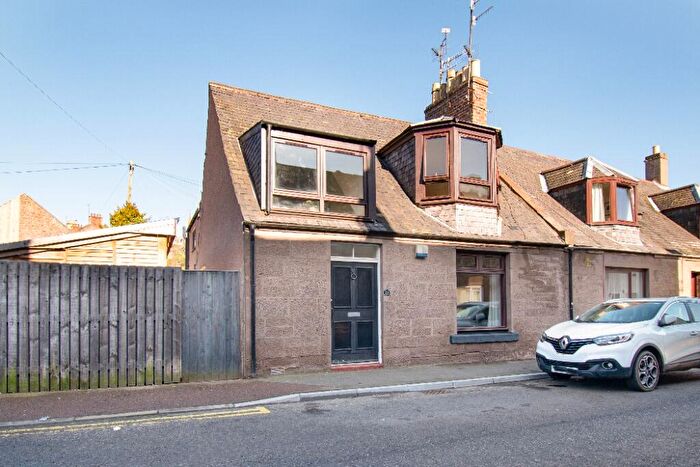 3 Bedroom Semi Detached House For Sale In Damacre Road, Brechin, Angus, DD9