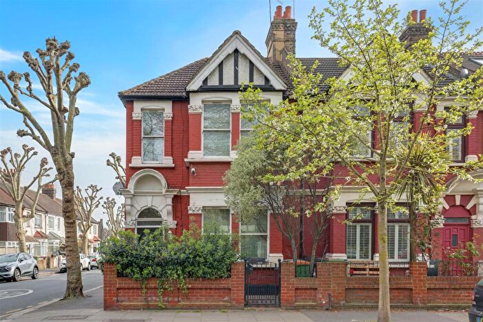 3 Bedroom End Of Terrace House To Rent In Rancliffe Road, East Ham, E6