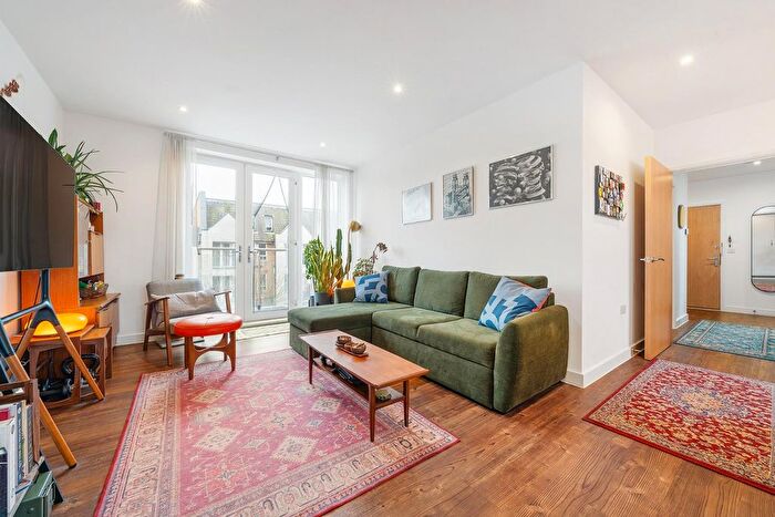 1 Bedroom Flat For Sale In Old Devonshire Road, SW12