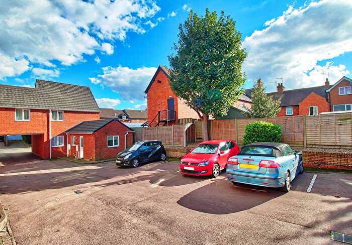 1 Bedroom Flat For Sale In Head Street, Pershore, WR10