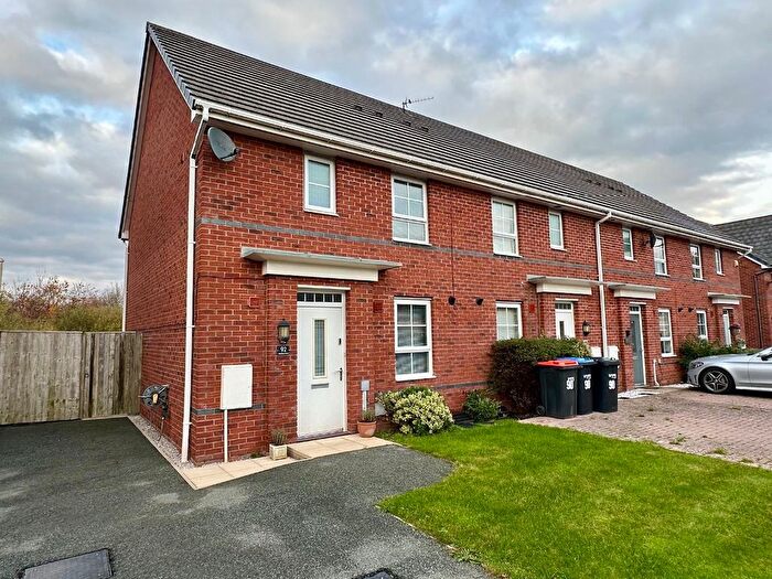 3 Bedroom End Of Terrace House For Sale In Hawthorn Drive, Thornton-Cleveleys, FY5