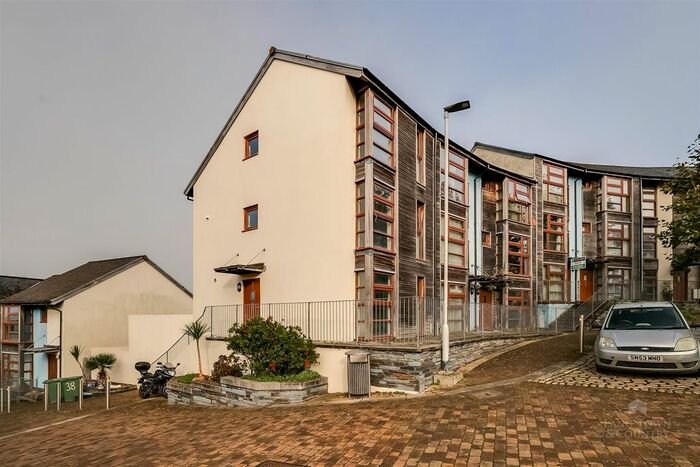 4 Bedroom End Of Terrace House To Rent In Cornwall Street, Devonport, Plymouth, PL1