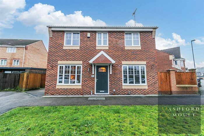 4 Bedroom Detached House For Sale In Curbar Close, Mansfield, NG18