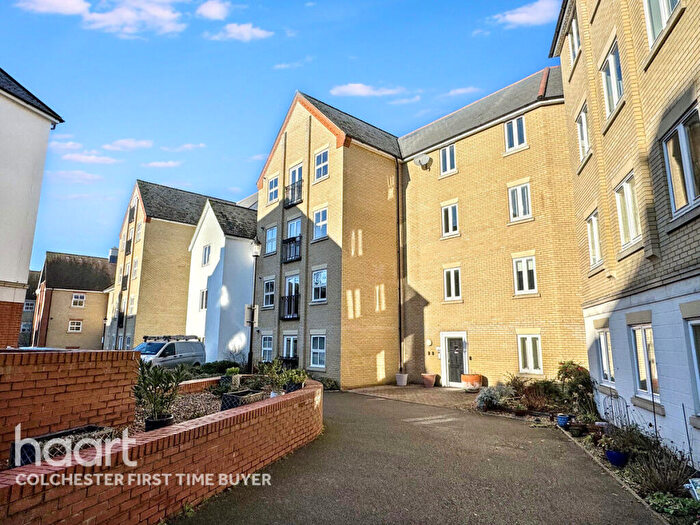 3 Bedroom Apartment For Sale In Henry Laver Court, Colchester, CO3