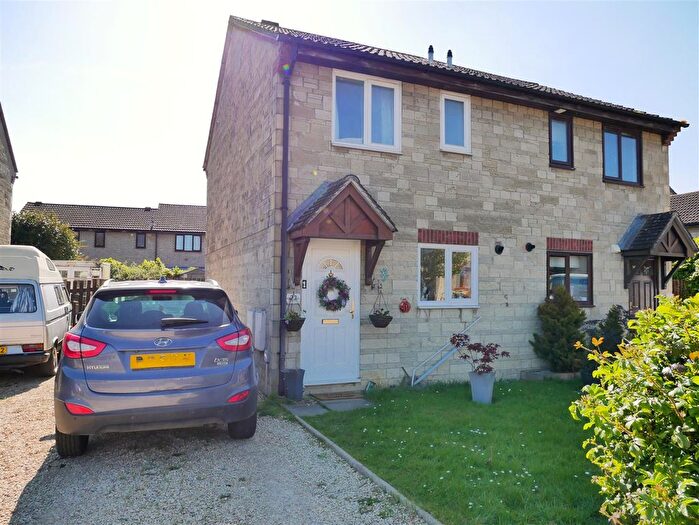 2 Bedroom Semi Detached House For Sale In Cowslip Grove, Calne, SN11