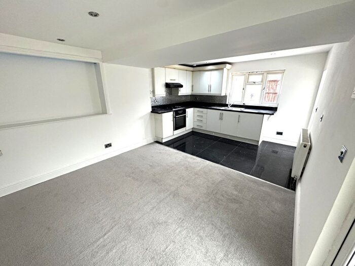 Studio To Rent In Southbridge Road, Croydon, CR0