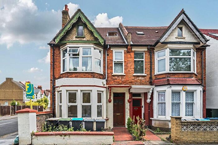 2 Bedroom Flat For Sale In Bensham Lane, Croydon, CR0