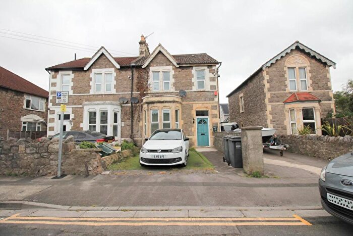 2 Bedroom Semi-Detached House To Rent In Charming -Bedroom First Floor Flat, BS23