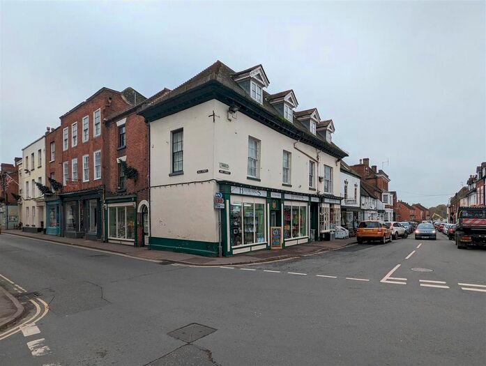 1 Bedroom Flat To Rent In Flat, - New Street, Upton-Upon-Severn, Worcester, WR8