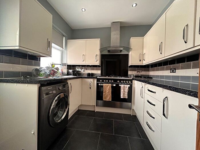 3 Bedroom Property To Rent In Holland Road, Sheffield, S2