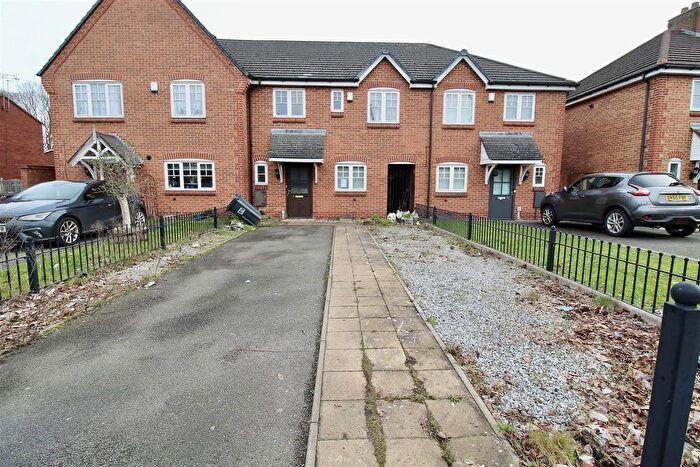 3 Bedroom Terraced House For Sale In Buckland End, Birmingham, B34