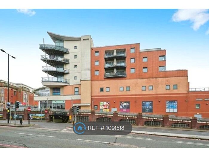 1 Bedroom Flat To Rent In Broadway Plaza, Birmingham, B16