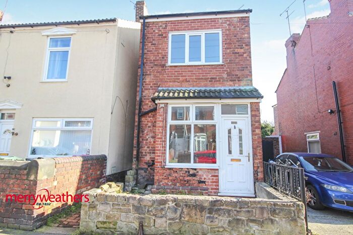 3 Bedroom Detached House For Sale In South Street, Rawmarsh, Rotherham, S62