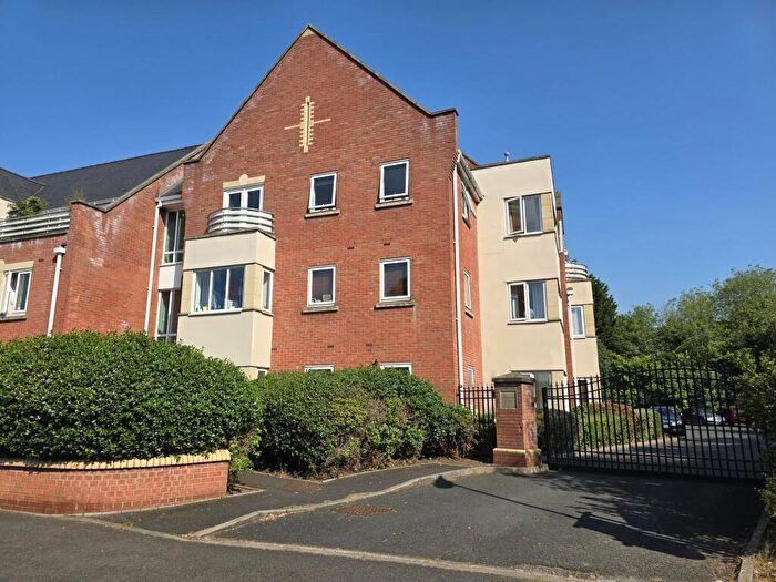3 Bedroom Flat To Rent In Station Road, Wylde Green, Sutton Coldfield, B73