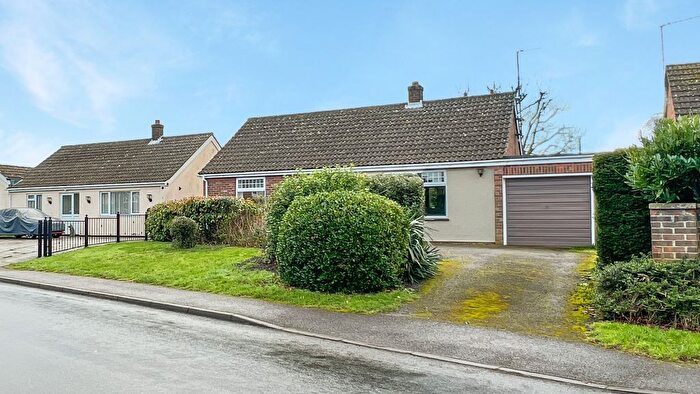 2 Bedroom Detached Bungalow For Sale In Glebe Road, Barrington, Cambridge, CB22