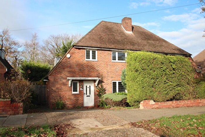 3 Bedroom Semi Detached House For Sale In The Highway, Chelsfield, BR6